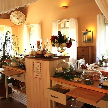 Martens Guest house 3*